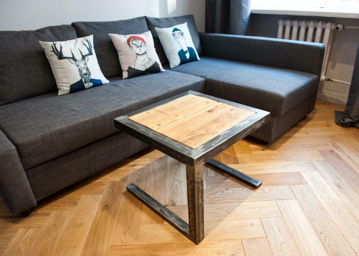 Red Brick Old Town Apartment Варшава Экстерьер фото