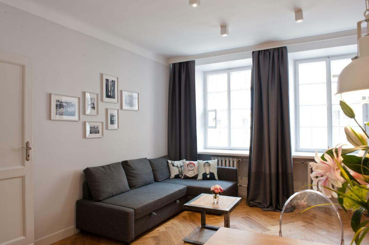 Red Brick Old Town Apartment Варшава Экстерьер фото